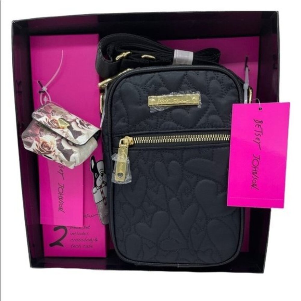 Betsey Johnson Quilted Heart Crossbody Bag and Floral Tech Case 2pc Gift Set NEW